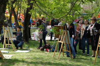 Жители Уссурийска отметили 9 мая народным гуляньем