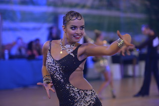 Пара из Уссурийска победила в чемпионате Приморского края по танцевальному спорту