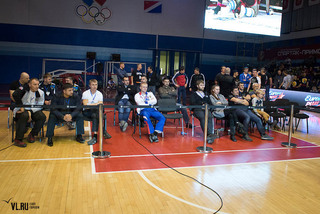 Во Владивостоке определили 12 победителей Кубка Приморского края по ММА