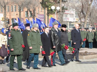 День защитника Отечества начался в Уссурийске с поминовения воинов-победителей
