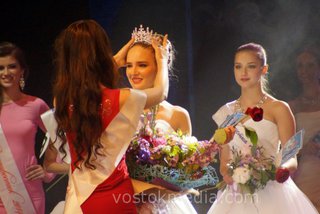 Школьница из Владивостока получила полмиллиона рублей