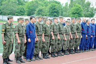 Сотрудники силовых структур УГО приняли участие в соревнованиях на стадионе в Уссурийске