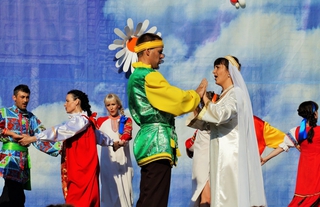Участники мастер-классов по танцам в Уссурийске: Народные обряды – это интересно