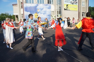 Участники мастер-классов по танцам в Уссурийске: Народные обряды – это интересно