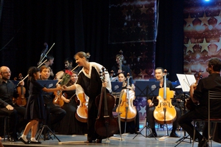 Оркестр театра оперы и балета дал благотворительный концерт для приморцев