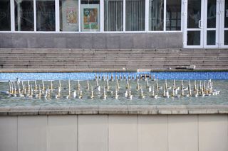 Новый фонтан у МЦКД «Горизонт» протестировали