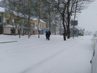 55 единиц техники убирают снег на дорогах Приморья
