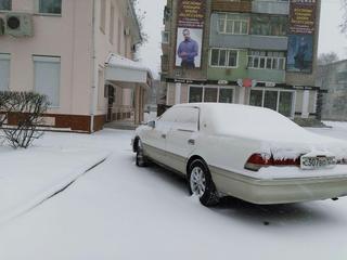 55 единиц техники убирают снег на дорогах Приморья