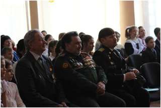Месячник военно-патриотического воспитания торжественно открыли в уссурийской школе №32