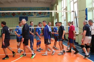 Турнир по волейболу среди ветеранов прошел в Уссурийске