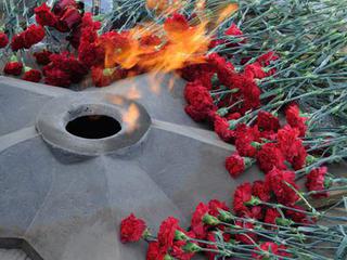 Церемония возложения цветов