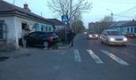 Автомобиль врезался в частный дом в Уссурийске
