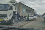 Жесть в Уссурийске: автомобиль попал под фуру