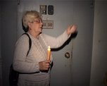 Zhenschina_so_svechoy