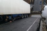 Около 100 тысяч человек подписали петицию по расследованию обрушения моста в Приморье