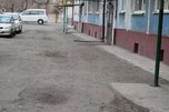 В Уссурийске в рамках губернаторской программы «1000 дворов» благоустроили первый двор