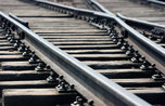 В Уссурийске полицейские остановили двоих подростков, подвергавших себя опасности на железной дороге