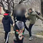Полиция устанавливает личности подростков, избивших парня в Уссурийске