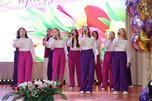 Уссурийских женщин-педагогов поздравили с 8 Марта