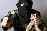 Вооруженные бандиты ограбили автостоянку
