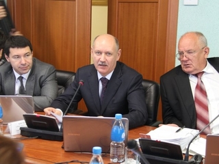 Исполнение расходных обязательств муниципалитетами обсуждалось на совещании в Уссурийске