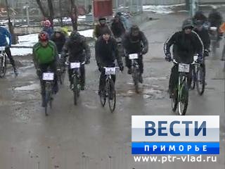Приморские велосипедисты провели акцию памяти бойцов, погибших в локальных войнах
