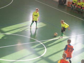 Товарищеские матчевые встречи по мини-футболу прошли в Уссурийске