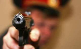Полицейские вынуждены были применить оружие для задержания злоумышленников в Уссурийске