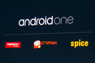 Google представила первые смартфоны Android One
