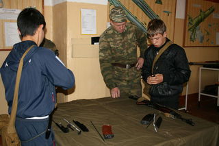 Соревнования военно-спортивной игры «Орленок» прошли в Уссурийске