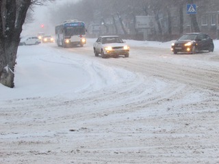 Междугороднее автобусное сообщение частично приостановлено в Уссурийске из-за циклона