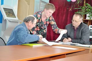 Жители с. Борисовка встретились с заместитель главы администрации по работе с территориями