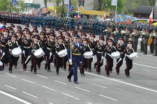 Послушать частушки военных лет, пройти курс молодого бойца можно будет 9 мая на центральной площади Уссурийска