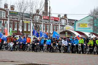 Мемориальный велопробег поддержали более 300 велосипедистов Приморья