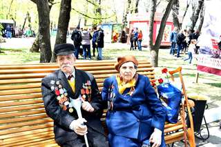 В городском парке Уссурийска для ветеранов ВОВ организовали праздничную программу