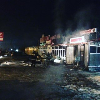 «Хороший был магазин»: известная торговая точка сгорела в Уссурийске