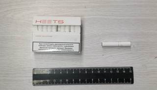 Уссурийские таможенники обнаружили около 22 тыс. табачных стиков Heets в тайниках в грузовом автомобиле