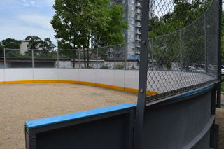 Новая хоккейная коробка по программе «Спортивный дворик» появилась в Уссурийске
