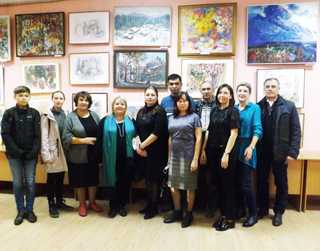 Выставка «Учитель и ученики» художественного отделения Детской школы искусств открылась в Центре народного творчества