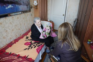 В Уссурийском округе вручили первую медаль «Почетный гражданин Приморского края»