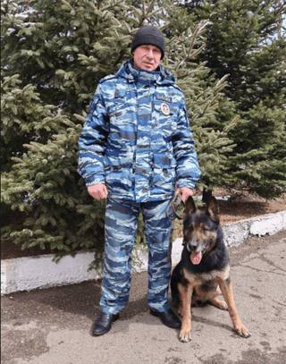 ️В Уссурийске служебный пес по кличке Ефим помог полицейским оперативно раскрыть кражу