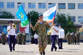 95 лет доблести и чести: 