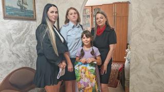 В Уссурийске полицейские присоединились к Всероссийской акции «Помоги собраться в школу»