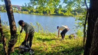 &laquo;Зеленая Россия&raquo; в Уссурийске: более 3 кубометров мусора собрано на берегу Солдатского озера