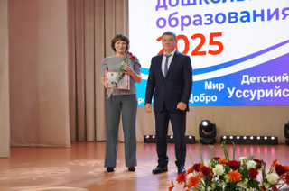 Призвание и любовь к детям: работников дошкольного образования поздравили с профессиональным праздником