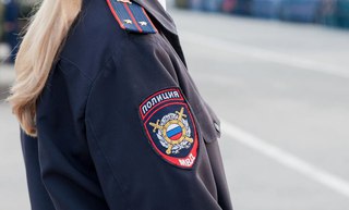 Полиция установила личность малолетней, которая находилась на проезжей части дороги на улице Ломоносова в Уссурийске