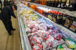 Опасные бактерии обнаружили в пельменях на прилавках гипермаркета в Уссурийске