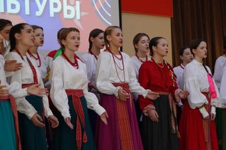 В Уссурийске поздравили представителей творческой сферы