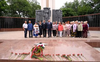 В Уссурийске почтили память героев в День независимости Беларуси