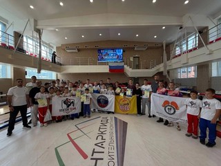 Уссурийские спортсмены &mdash; на высоте!